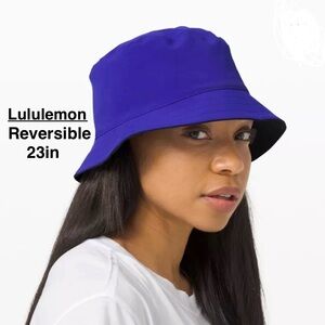 Lululemon Both Ways Bucket Hat
SSF colour BLK/LAZR Size L /23in unisex ⭐️⭐️⭐️⭐️